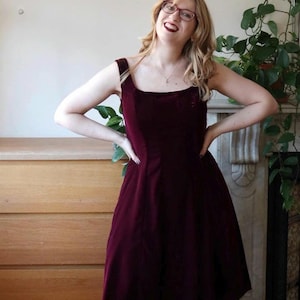 Cookies&Cream Womens Sewing Pattern | Midi fitted paneled red velvet dress square neck | Instant download written + video instructions | UK4-24/EU32-54