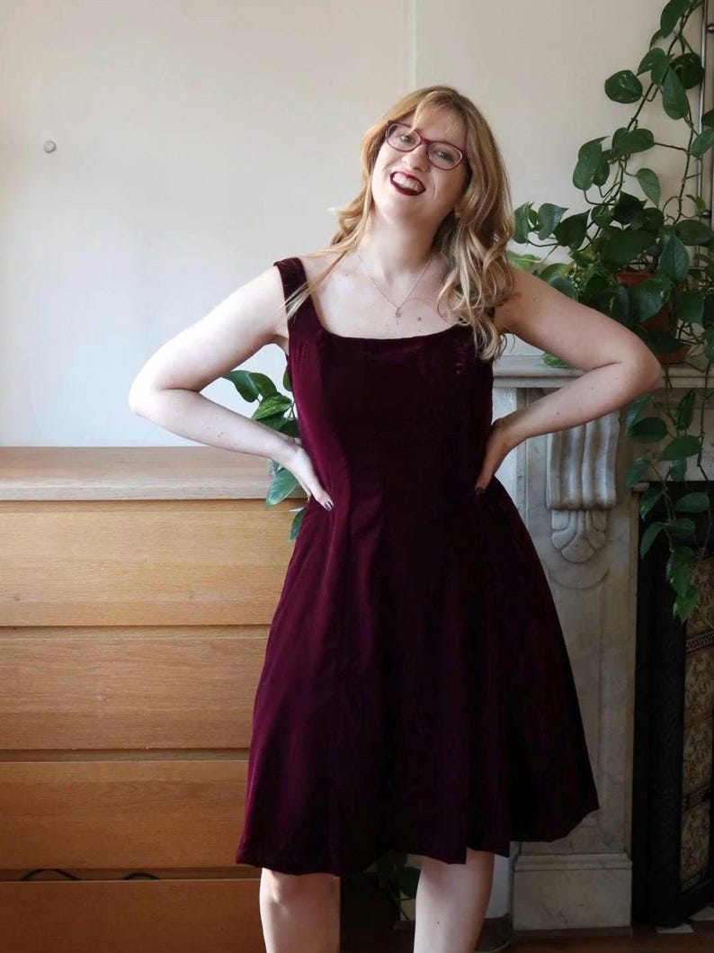 Cookies&Cream Womens Sewing Pattern | Midi fitted paneled red velvet dress square neck | Instant download written + video instructions | UK4-24/EU32-54