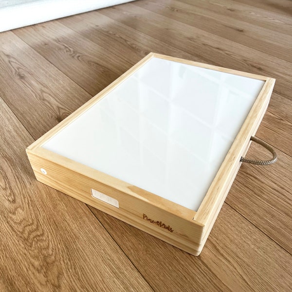 Boîte à lumière Montessori (LED RVB intelligente)