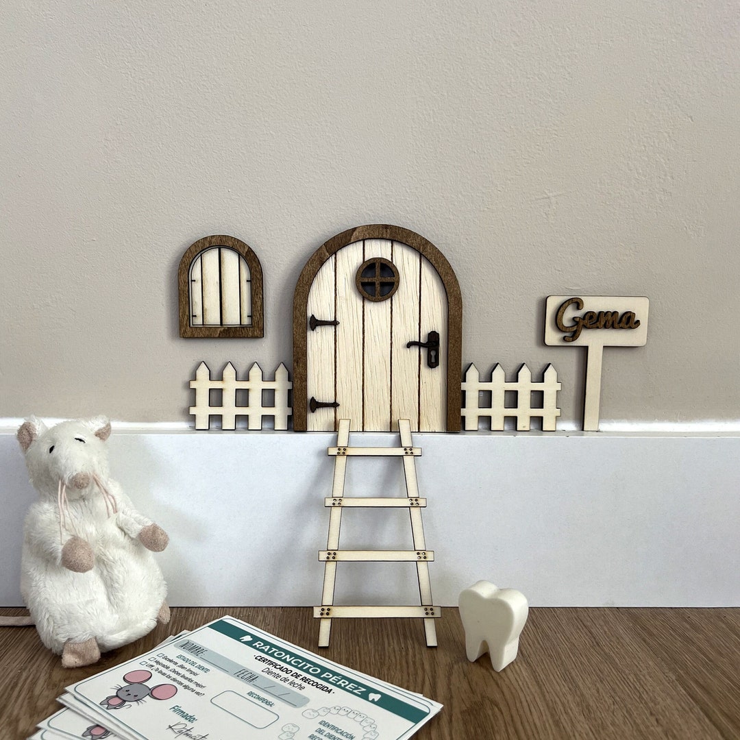 Puerta de Ratoncito Pérez de madera personalizada - Etsy España
