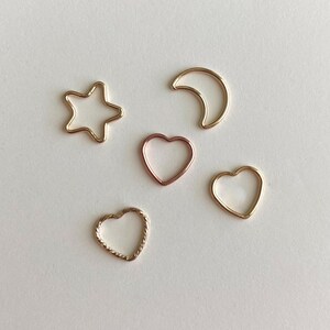 Aggiungi ciondolo riempito d'oro