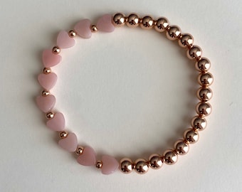 Pulsera de cuentas con corazones de ópalo rosa rellenos de oro de 14 k / Pulsera para bebé, pulsera para niño, pulsera para adulto
