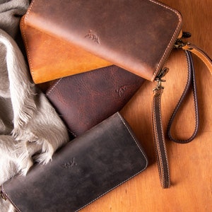 Cartera de cuero personalizada para mujer - Cartera de cuero grande - Cartera con monograma y cierre de cremallera alrededor con correa para la muñeca - Regalo para ella