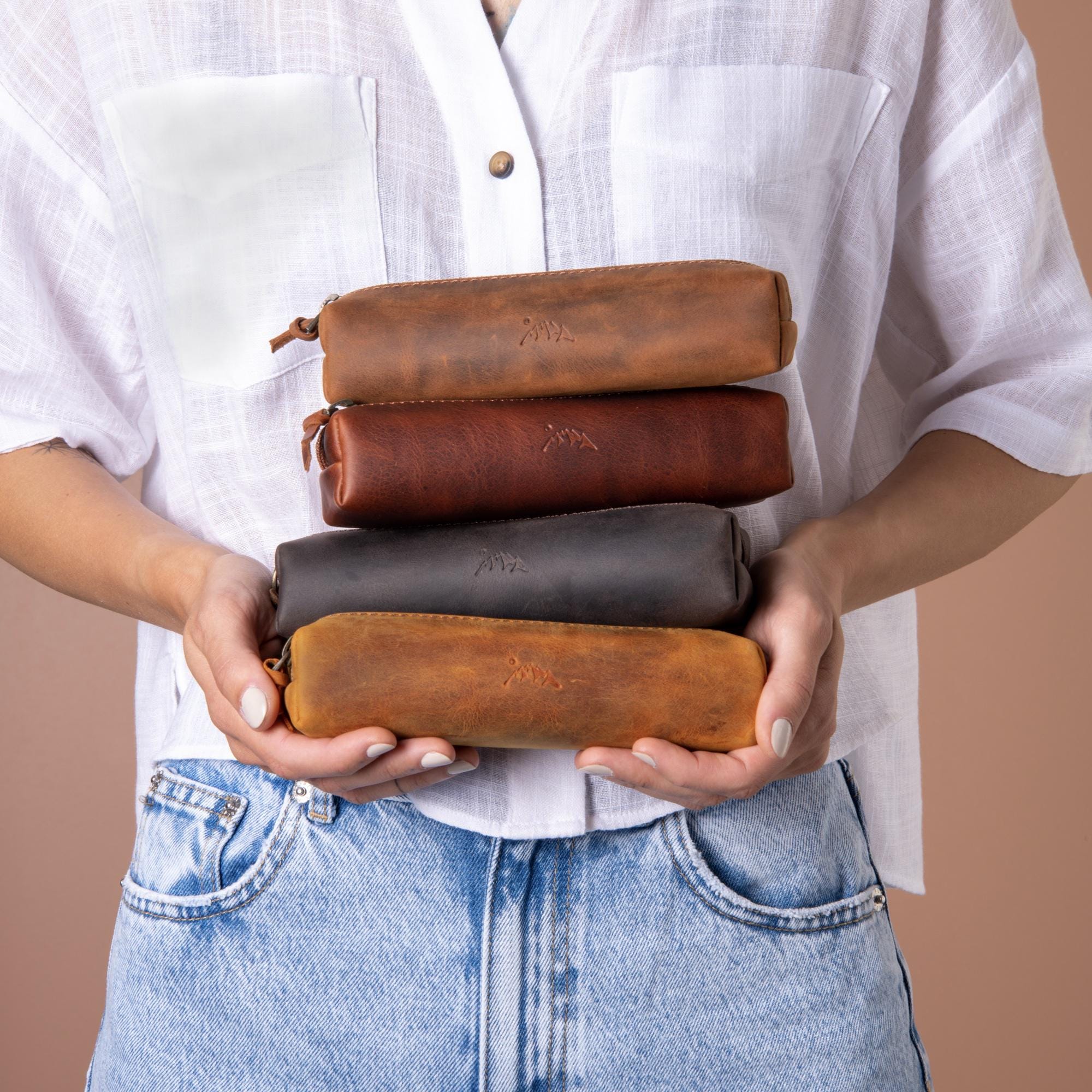 Full-Grain Leather Zipper Pen Case: Slim Personalized Pouch