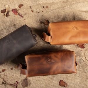 Personalized Leather Groomsmen Toiletry Bag: Handmade Dopp Kit