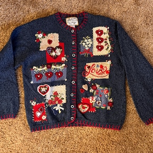 Heirloom Collectibles Decorative Holiday Appliqued Sweater, size L; Retro Love Sweater, Red and Blue Holiday Love Sweater
