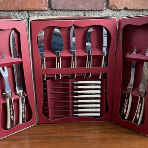 Vintage 19 Pc Mid Century Regent Sheffield English Cutlery Knife Set Leaf Handle; Sheffield English Blades; Old but new not used; Old knives