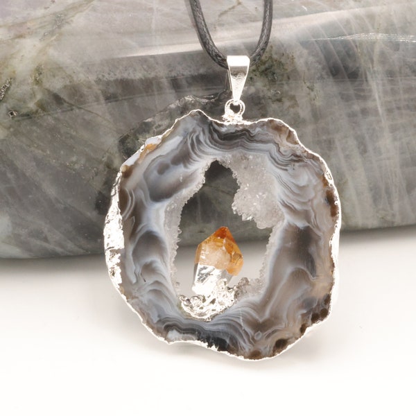 Pendentif citrine et agate du brésil, Tranche d'agate et pointe de citrine sur montage argenté, Pierre naturelle