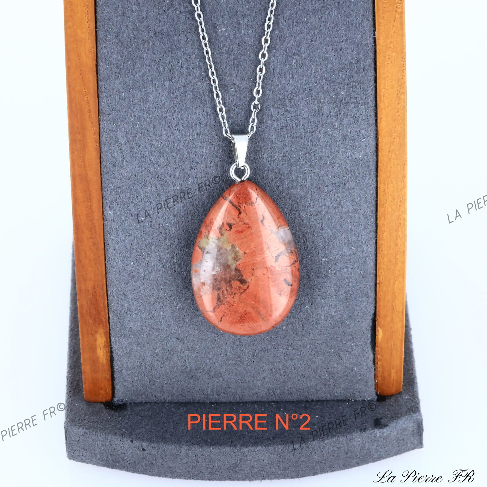 Pendentif En Jaspe Sang Naturelle Rouge - Fermoir Or Blanc 18 Carats - 1,5 Pouces - Neuf