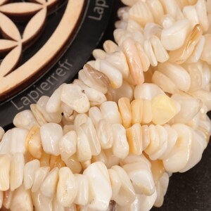 Nacre en perles baroques/chips, pépites naturelles 6mm/10mm sur fil de 38-40 centimètres