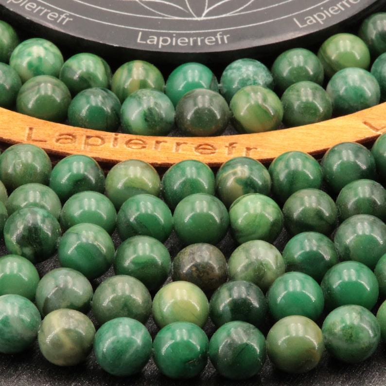 Perles En Jade Vert Naturel - Forme Larme, 9 Brins, 149 Carats - Tailles 4-6 Mm X 7-12 Mm - Neuf Sans Emballage