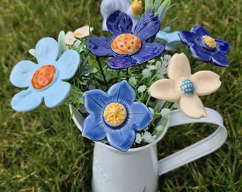 8本の陶器の花束、白、紫、ピンクの花束 - 手作りの陶器の花、ギフト