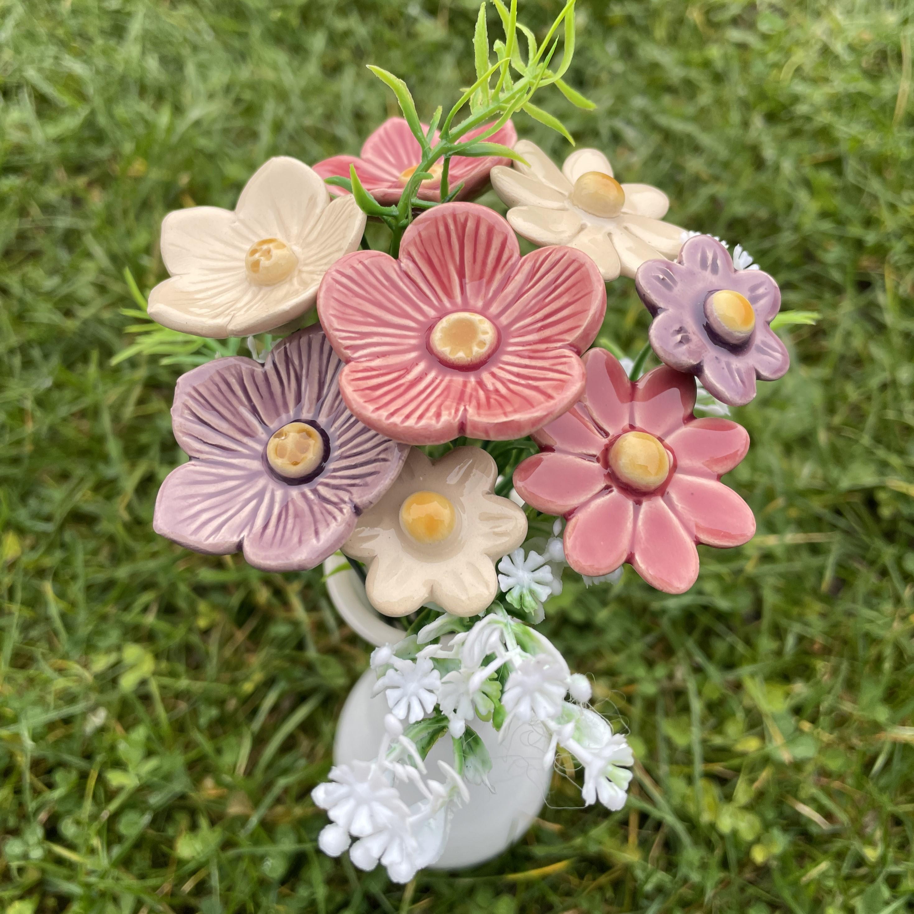 陶器製ピンクと白の花束 8本の陶器の花束、白、紫、ピンクの花束 - 手作りの陶器の花、ギフト