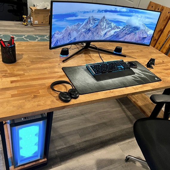 Gaming Desks, Gaming PC Desks & Tables