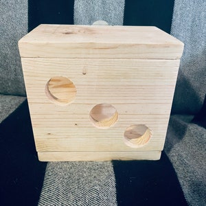 Kiln Dried Pine Hideout with Peekaboo and Tunnel for Chinchillas and other Critters