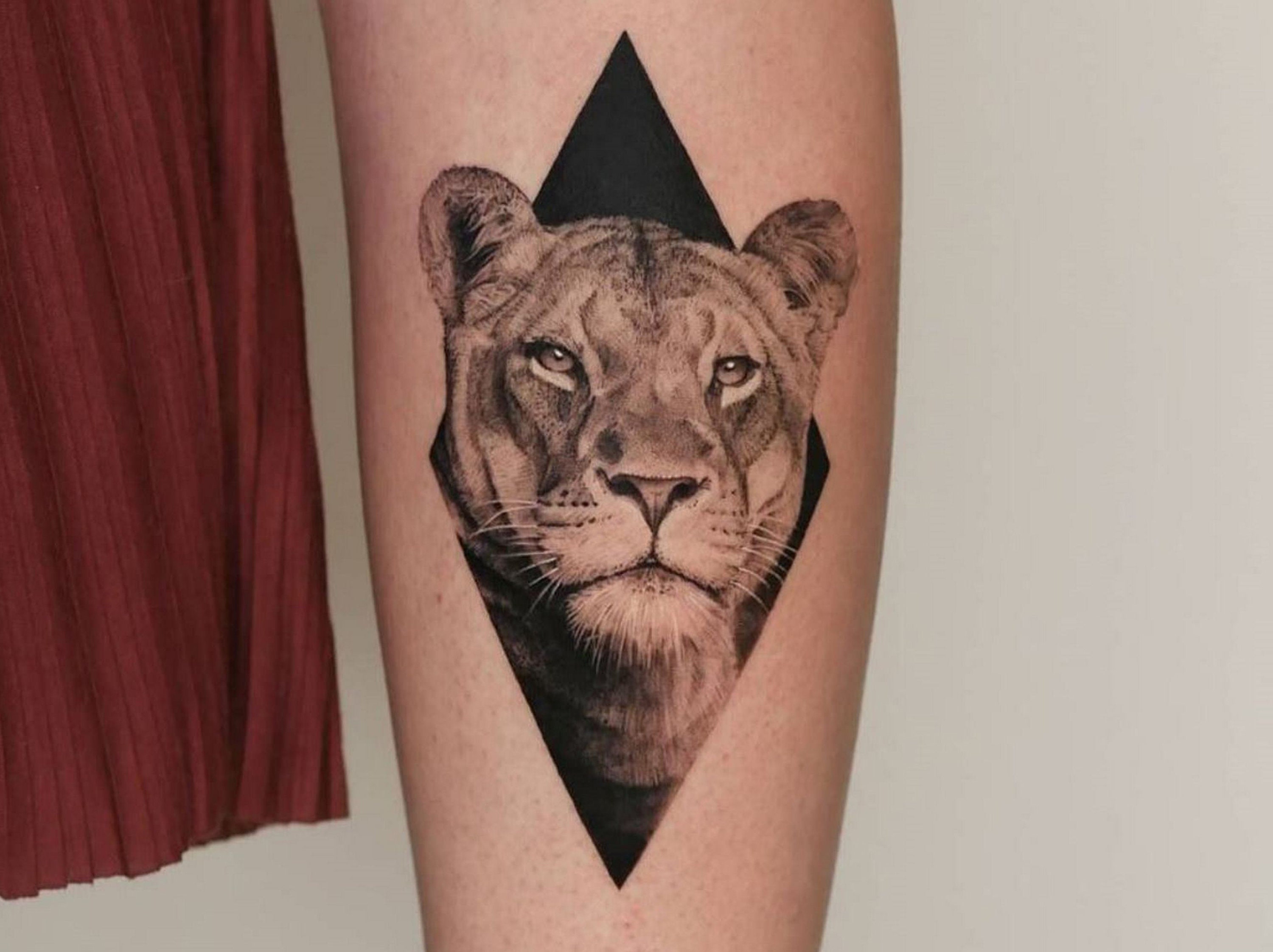 Löwin temporäre Tattoo Löwe Tattoo für sie/him Haut Etsy