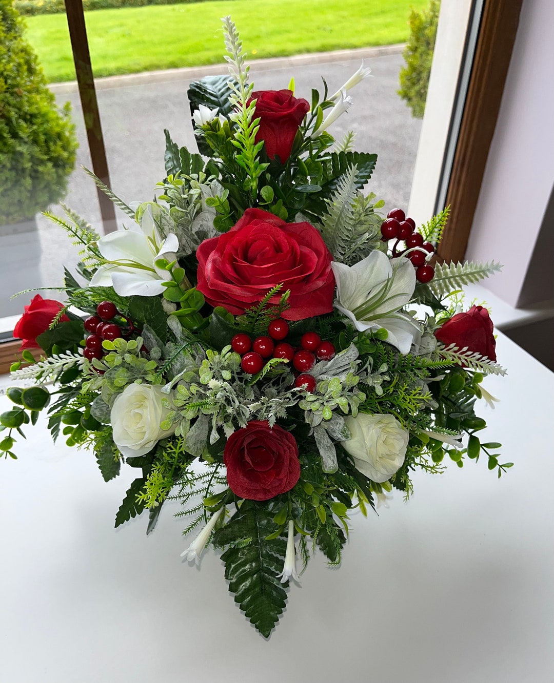 Grave Pot Flowers, Funeral Tributes, Artificial Grave Flowers, Silk