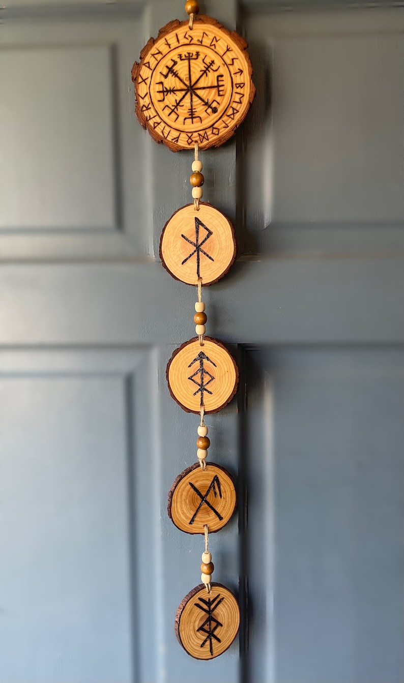 Rune Chain / Prosperity, Good Luck, Love, Protection