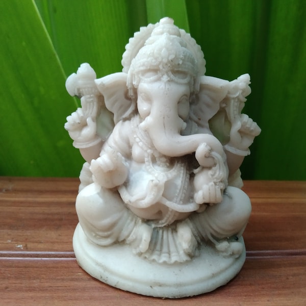 White stone ganesh statue ganapathi figure ganesh sculpture for gift to love