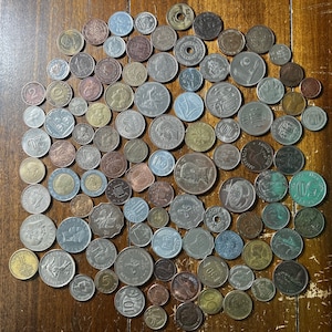 100 Deluxe World Coin Sampler—Includes U.S., Irregular, Old, Animal, “Gem” Pieces and Free Silver—Excellent Value (Read Description)!