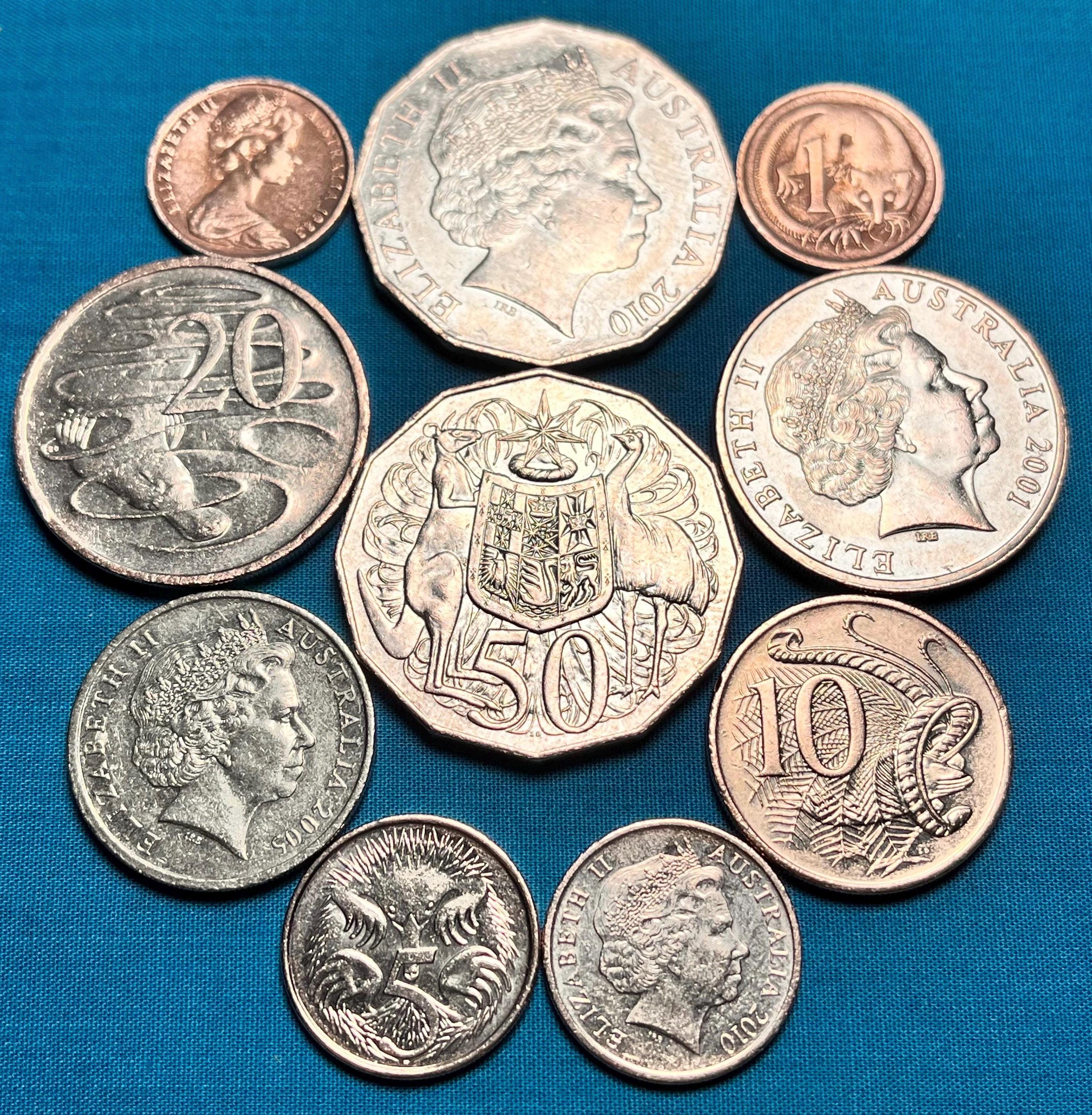 相場よりお安いと思います！キシ族貨幣3本セット　西アフリカ　キシペニー AUSTRALIAN 5-coin Set With Optional New Zealand/fiji Add-ons—free