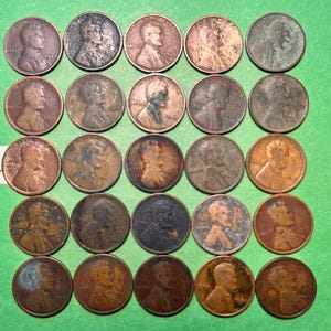 Lots of 25 Old, One-of-a-Kind, Toned Wheat Pennies