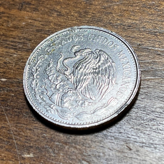 Vintage 1980-1982 Mayan Culture Commemorative Mexican 20 Peso Coin