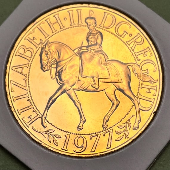 RARE Gilded Silver Jubilee of Reign Queen Elizabeth II