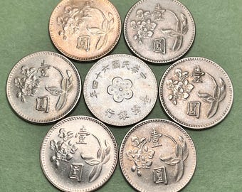 One Vintage (1960-80) TAIWANESE Orchid-themed Dollar Bronze Coin