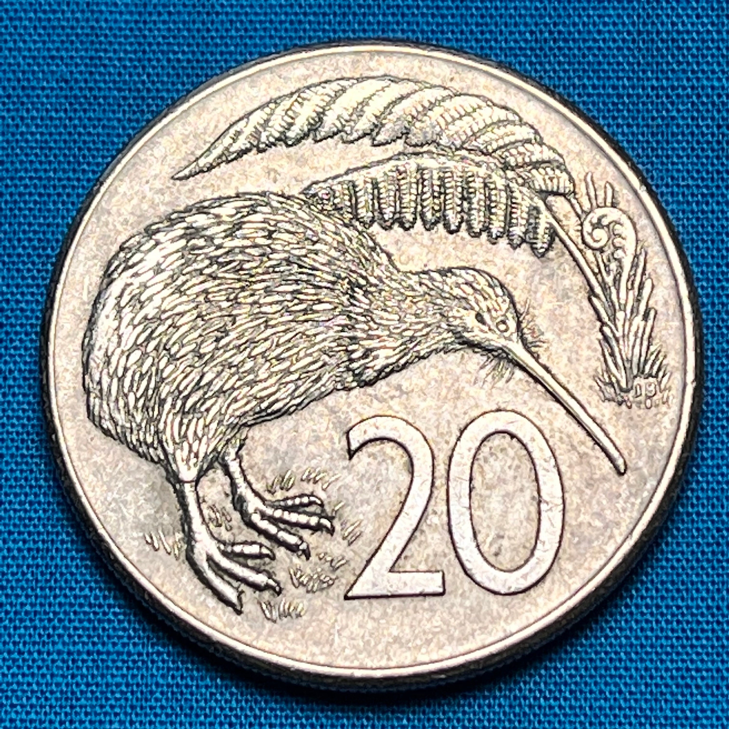 ONE Vintage (1960s-80s) New Zealand Large Flightless KIWI Bird 20