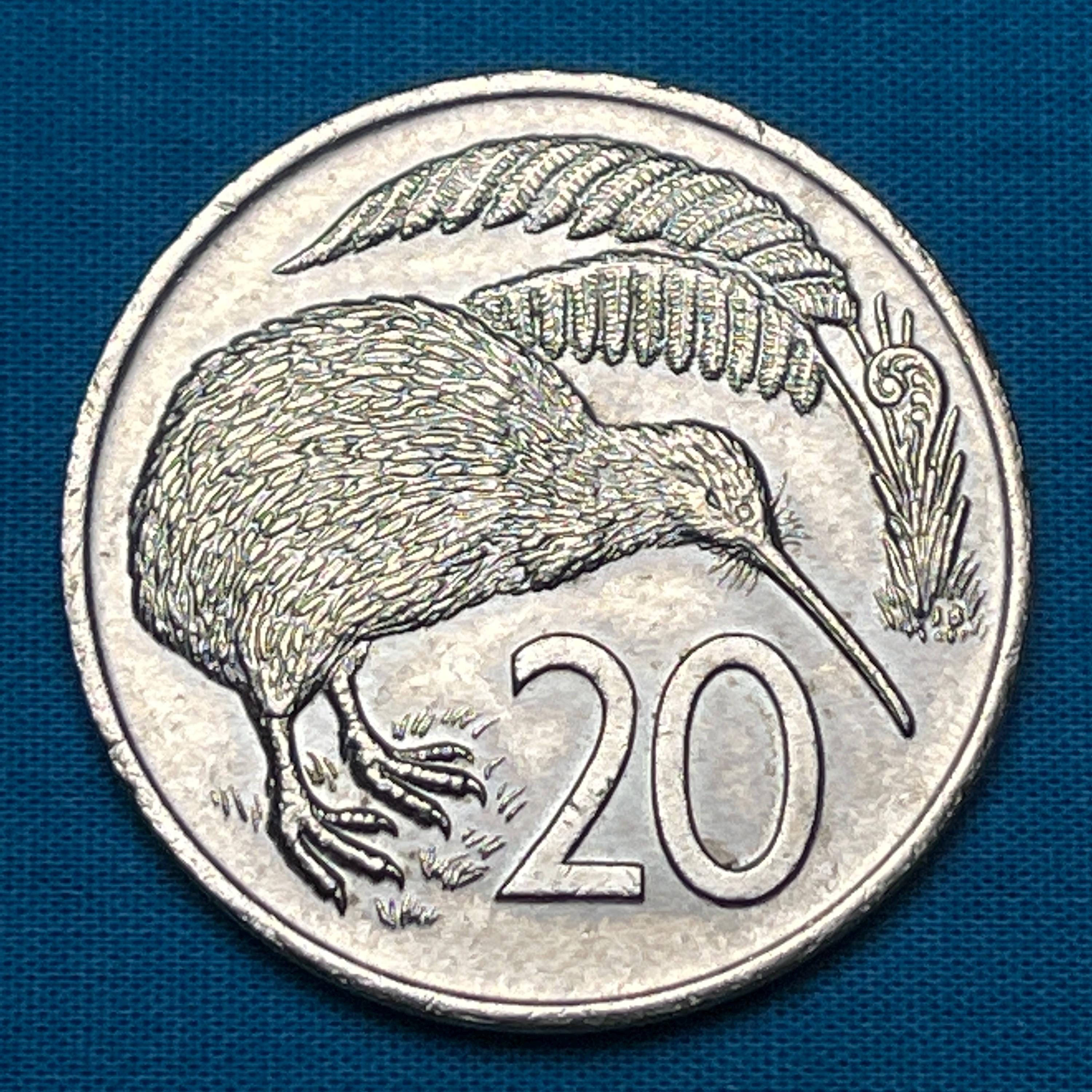 ニュージーランドの珍しい大型飛べない鳥 KIWI コイン 7 枚 - 1 枚在庫