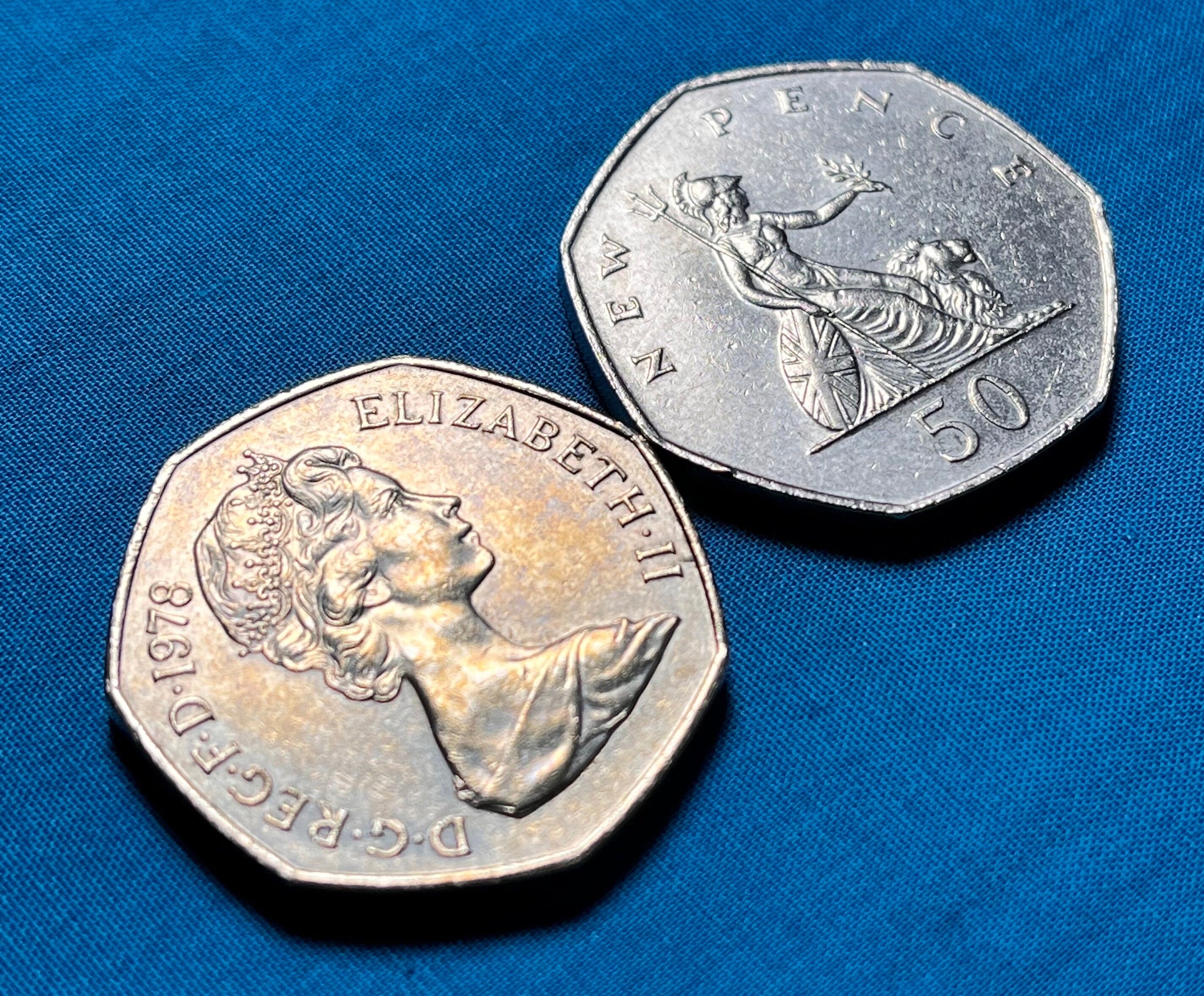 ONE British 50 New Pence Heptagonal Coin Featuring Seated