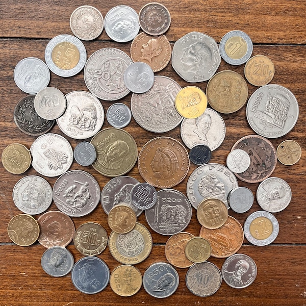 Mexican Vintage Coins in a Drawstring Pouch (25, 50, or 100 Pieces)