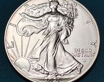 WYBIERZ SWÓJ ROK! IDEALNA, NIEOKRĄGALONA moneta bulionowa U.S. American Silver Eagle (stan 99,9%) – bezpłatna kapsuła/limit 2 na klienta!