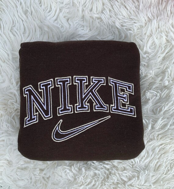 sweat nike brun