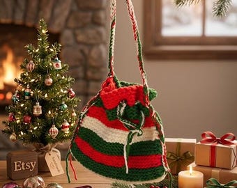 Handmade Knitted Christmas Gift Bag Set, 3 Small Reusable Holiday Drawstring Pouches, Traditional Santa Sacks, Festive Home Decor (35x32 cm)