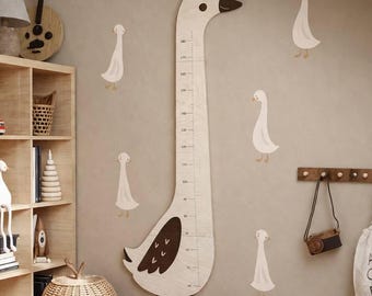 Personalized Goose Height Chart – Wooden Nursery Decor, Scandinavian Style Kids Growth Ruler