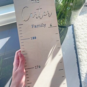 Familjens tillväxtdiagram | Babyshowerpresent | Trälängdsdiagram bild 3