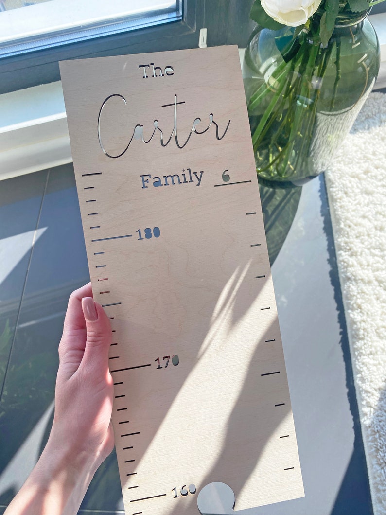 Familjens tillväxtdiagram | Babyshowerpresent | Trälängdsdiagram bild 3
