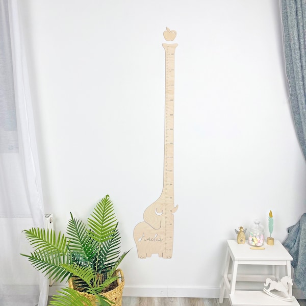 Tabla de crecimiento de elefante / Tabla de altura de madera / Decoración infantil de safari con elefantes / Regalo personalizado para baby shower