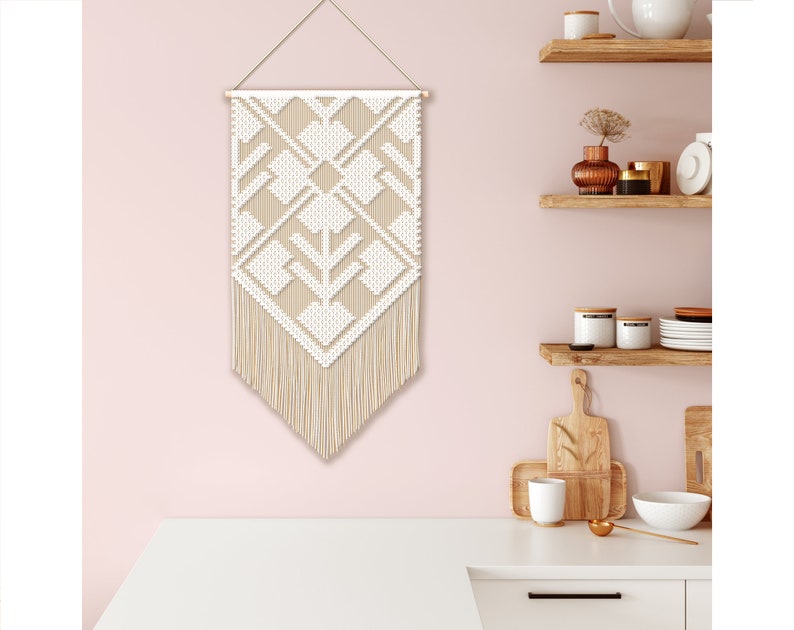 Macrame Wall Hanging pattern " Fiordaliso"