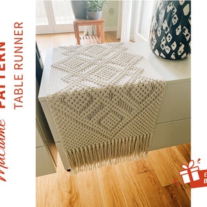 TABLE RUNNER pattern - macrame tutorial - "Lamoli" - DIY Macrame Boho pdf Pattern, Instruction and Knot Guide - Digital download -