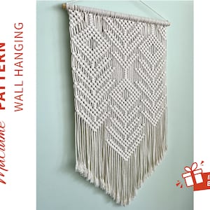 Macrame PATTERN -  Pattern, Instruction and Knot Guide - Digital download - DIY Macrame Boho Wall Hanging tutorial - "Vessa".