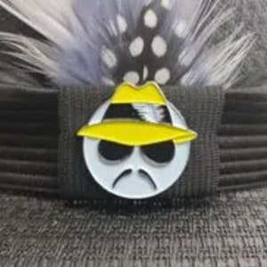 Lowrider lapel pin