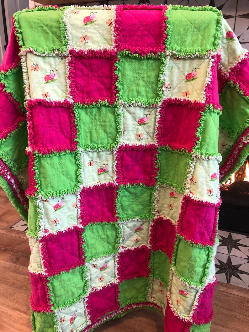 Rag Quilt, Little Ladybug Quilt. for Nursery, Baby Shower Gift, Toddler and Newborn Gift
