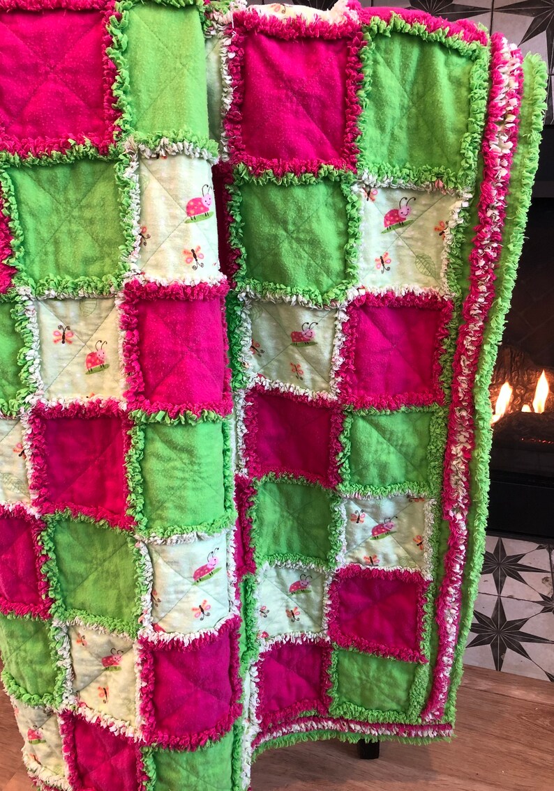 Rag Quilt, Little Ladybug Quilt. for Nursery, Baby Shower Gift, Toddler and Newborn Gift