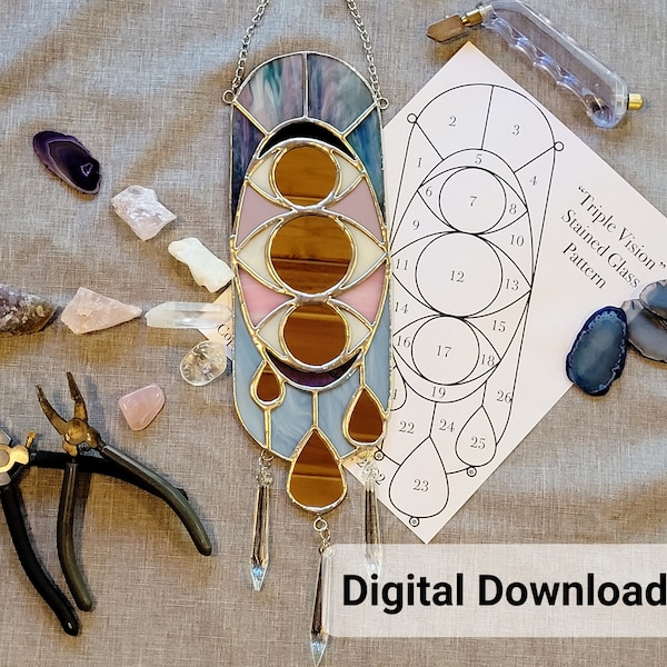 ステンドグラスの模様：「トリプルビジョン」