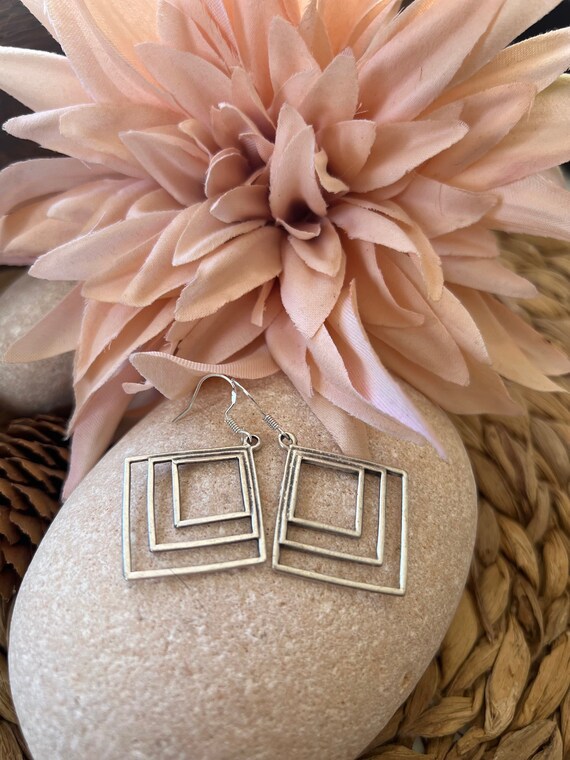BOHO Jewelry, Boho Chic Fashion Jewelry, Boho Chic Earrings, Boho Earrings, Bohemian Jewelry, Bohemian Earrings, BOHO Silver Dangle Earrings