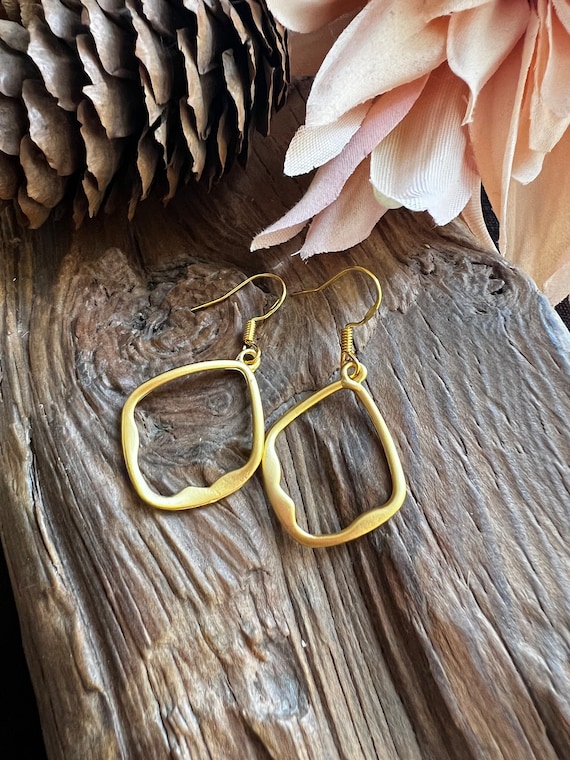 Elegant Gold Jewelry, Gold Boho Earrings, Elegant Earrings, Minimalist Earrings, Bridesmaid Gift, Christmas Gift, Gift for her, Gold Earring