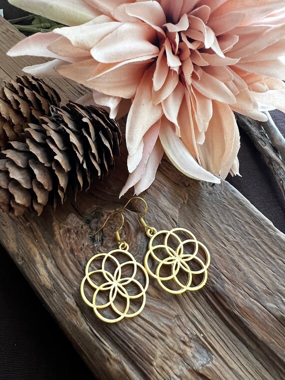 Elegant Gold Jewelry, Gold Boho Earrings, Elegant Earrings, Minimalist Earrings, Bridesmaid Gift, Christmas Gift, Gift for her, Gold Earring